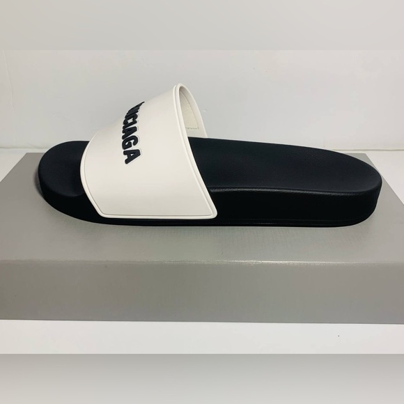 Balenciaga Men's Logo Mismatched Slide Sandal Size 8 - Picture 7 of 15